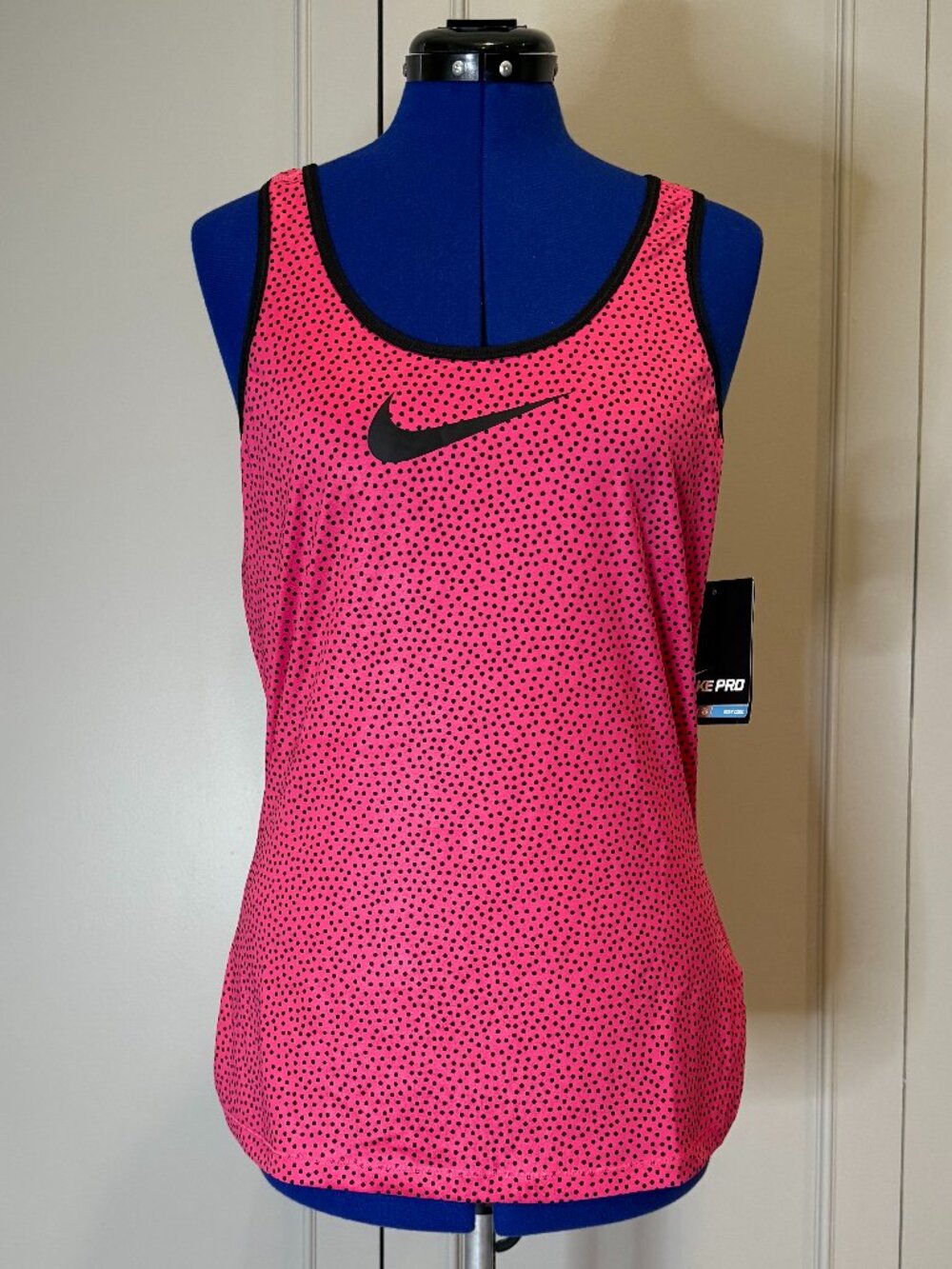 Nike PRO Dri-Fit Pink Polkadot Active training tanktop, Size L, NWT